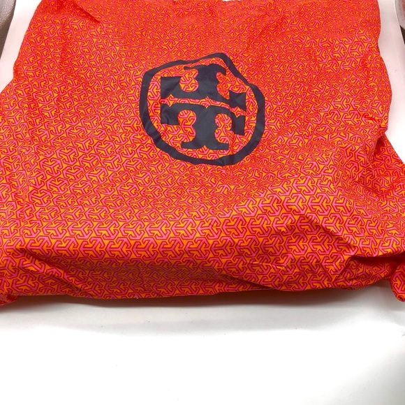 Tory Burch Bombe Patent Leather Tote - Picture 12 of 12